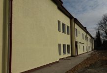 В Павлограде переселенцев всё-таки заселили в отремонтированный дом