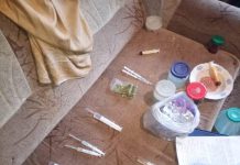 В Павлограде «накрыли» притон, где шесть бывших зэков употребляли наркотики