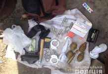В Петропавловском районе полицейские изъяли арсенал оружия и наркотики (ФОТО и ВИДЕО)