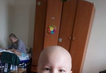 Четырехлетняя малышка из Павлограда борется с лейкозом в Днепре