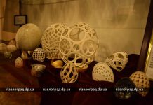 В Павлограде открылась авторская выставка яиц с ажурной скорлупой (ФОТО)