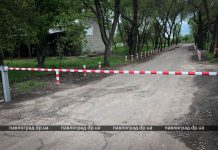 В парке им. 1 мая установили шлагбаум (ФОТО)
