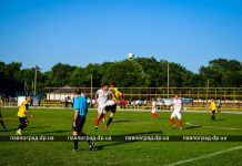 Павлоградские футбольные команды подарили фанатам яркое дерби (ФОТОРЕПОРТАЖ)