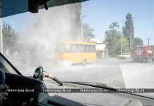 Вследствие пожара в автобусе пострадала девушка