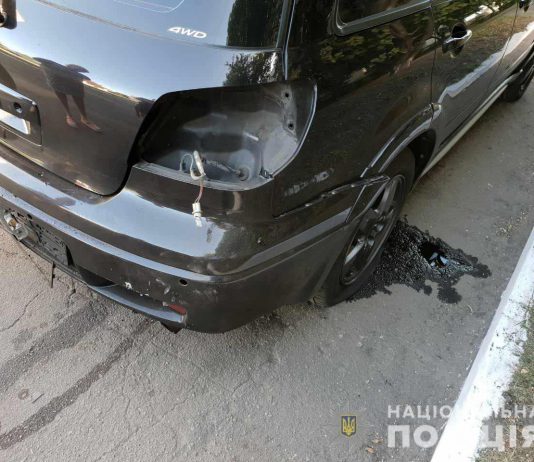 В Першотравенске взорвали машину начальника полиции