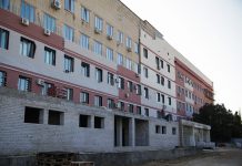 Основные ремонтные работы в Павлоградской городской больнице №4 обещают закончить в 2020 году