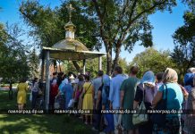 В Павлограде на месте взорванного собора построили часовню