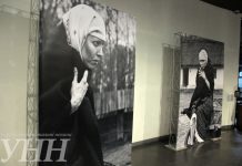 В Павлоградский музей привезли фотовыставку о голодоморе