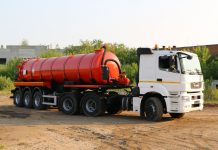 Под Павлоградом спасатели ликвидировали утечку азота из грузовика