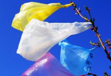 Верховная Рада запретила оборот пластиковых пакетов. Что это значит?