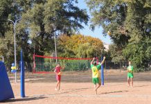 В Павлограде появилась профессиональная площадка для пляжного волейбола