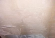 В Павлограде горячая вода затопила квартиру (ФОТО и ВИДЕО)