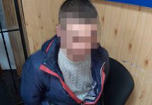 В Першотравенске водитель ударил полицейского