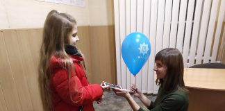 В Павлограде преступник ограбил 8-летнюю девочку