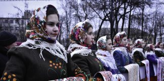 Как в Павлограде отпраздновали День соборности Украины (ФОТО)