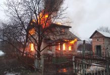 Вблизи Павлограда сгорел дачный дом (ФОТО)