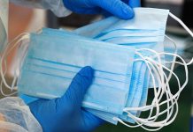 Насколько в Павлограде подорожали медицинские маски?