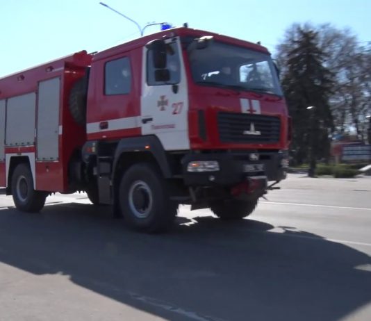 По Павлограду начали курсировать автомобили с громкоговорителями (ВИДЕО)