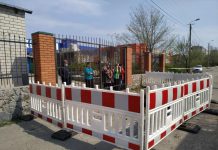 В Днепре перекопали вход в храм, в котором причащали с одной ложки