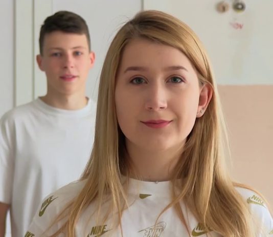 В Павлограде последний звонок проходит в необычном формате