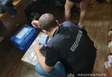 Павлоградец продавал технику, которая ворует личные данные пользователей