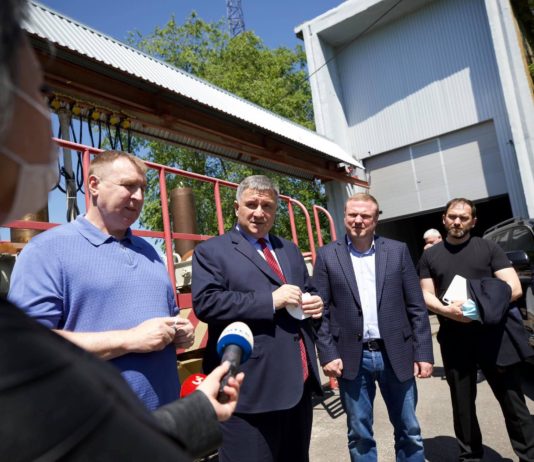Арсен Аваков рассказал о перспективах Павлоградского химического завода