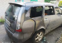 В Павлограде подожгли машину депутату и волонтёру