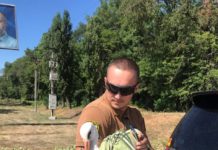 В Павлограде спасали аиста из городского парка (ФОТО)