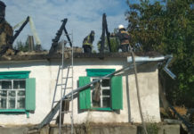 В Павлоградском районе дом остался без крыши