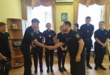 Ряды павлоградской полиции пополнили курсанты