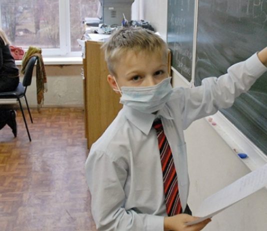 В МОЗ назвали критерии перехода на онлайн-образование