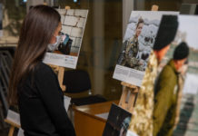Павлоградка стала героиней фотовыставки «Женщины, мир, безопасность»