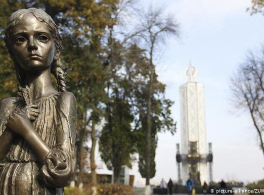 В Павлоградском районе создали книгу про Голодомор 1932-1933