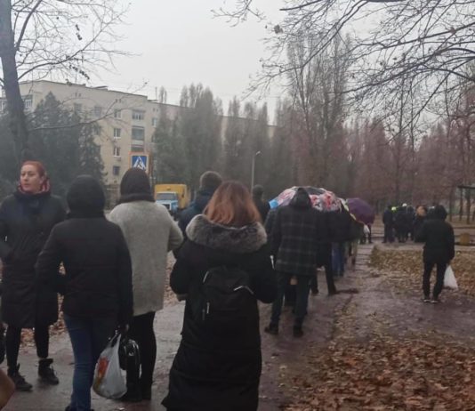 В час пик ждут часами: павлоградцы жалуются на невозможность уехать на маршрутках