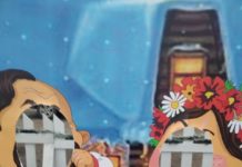 Вандалы повредили новогодний городок на Соборной площади