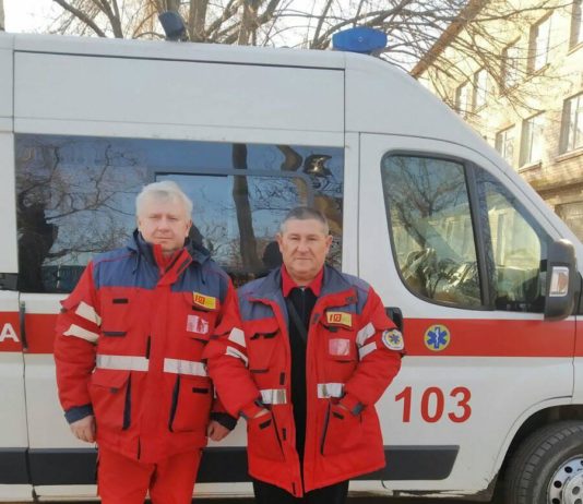 В Васильковке медики спасали детей, отравившихся угарным газом