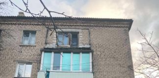 В Першотравенске упал балкон