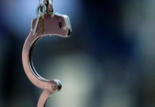 Директора одного из жилищно-коммунальных предприятий Днепропетровщины посадили под домашний арест