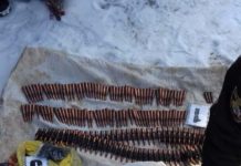 В Петропавловском районе полицейские обнаружили армейский арсенал и наркотики