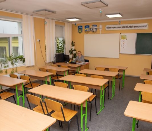 Стало известно какие школы Павлограда возобновят свою работу