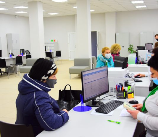 В Першотравенске открыли современный ЦНАП