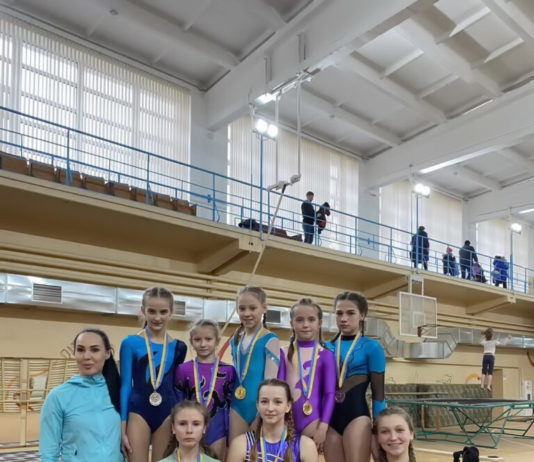 Павлоградские гимнастки стали серебряными призерками