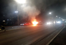 В Павлограде на оживленной дороге загорелась машина (ВИДЕО)