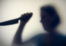 Не понравилось в гостях: в Павлоградском районе произошла поножовщина