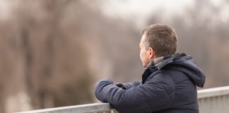 «Меня зовут Олег. Я — трансгендерный мужчина»