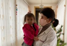 На Днепропетровщине мать отдала младенца другой женщине, чтобы та попрошайничала