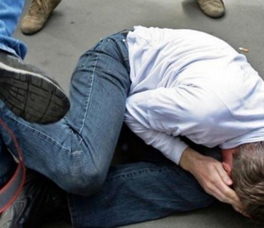 В Павлограде ночью напали на мужчину