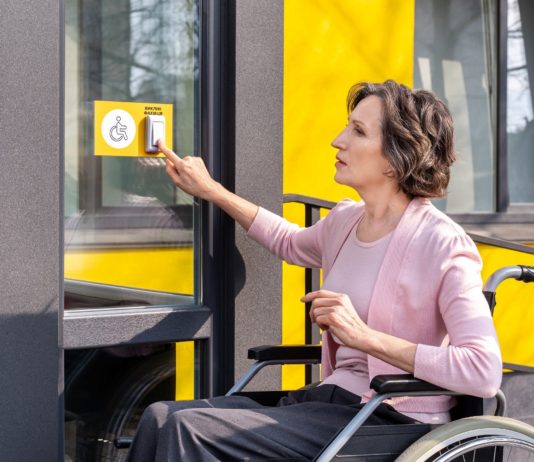 У Павлограді стартувало обговорення плану створення безбар’єрного простору: як долучитися