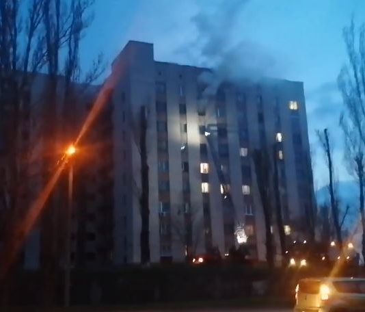 В Павлограде горело общежитие на Промышленной (ВИДЕО)