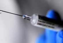 В Павлограде вакцинируют сотрудников крупных предприятий